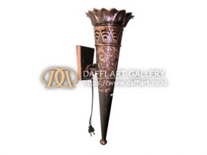 Lampu Dinding Tembaga - Daffi Art Gallery