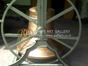 Lonceng Gereja Kuningan - Daffi Art Gallery