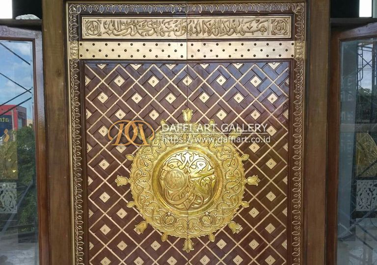 Pembuatan Pintu Masjid Nabawi - Daffi Art Gallery